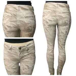 PAIGE Verdugo Ultra Skinny Jeans in Magnetic Size 25